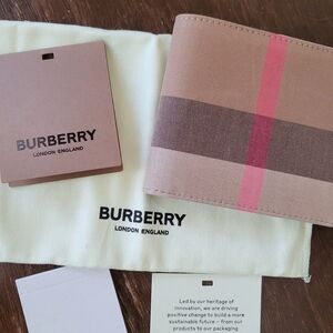 Brand New Authentic Burberry Pink and Beige Check Canvas Wallet